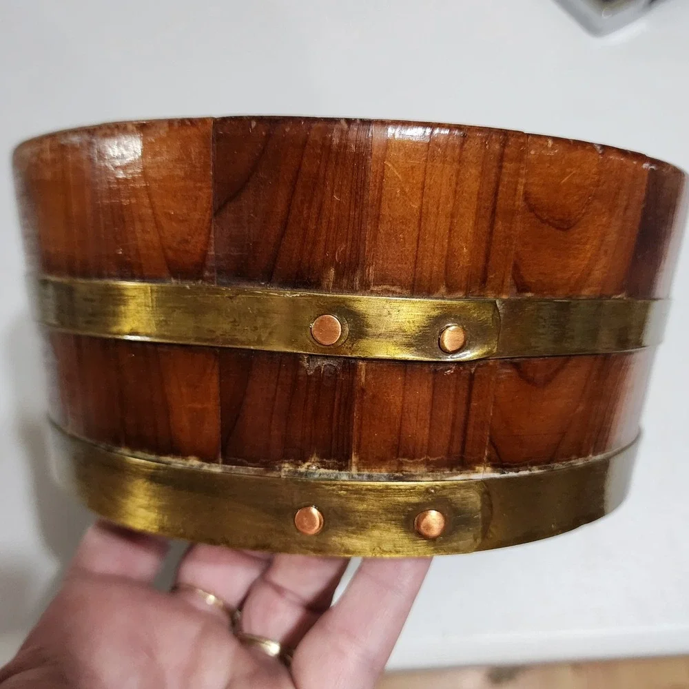 Vintage Wooden Stave Bucket Bowl Brass Bands Primitive Farmhouse Decor 8 Inch